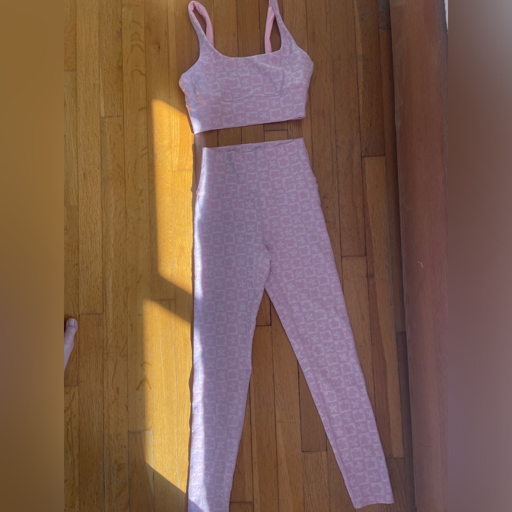 Beach Riot light link checkered flower set